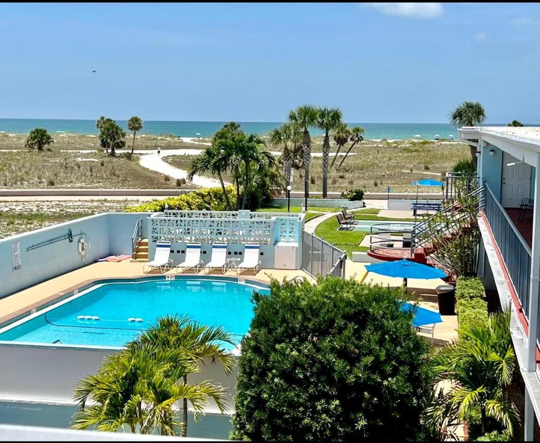 Beachside Resort Motel St. Pete Beach Exterior foto