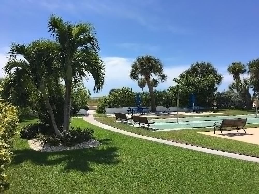 Beachside Resort Motel St. Pete Beach Exterior foto