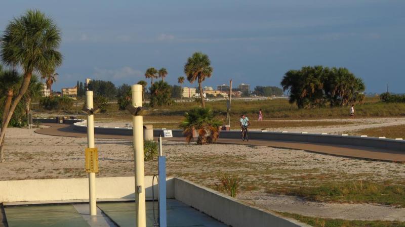 Beachside Resort Motel St. Pete Beach Exterior foto